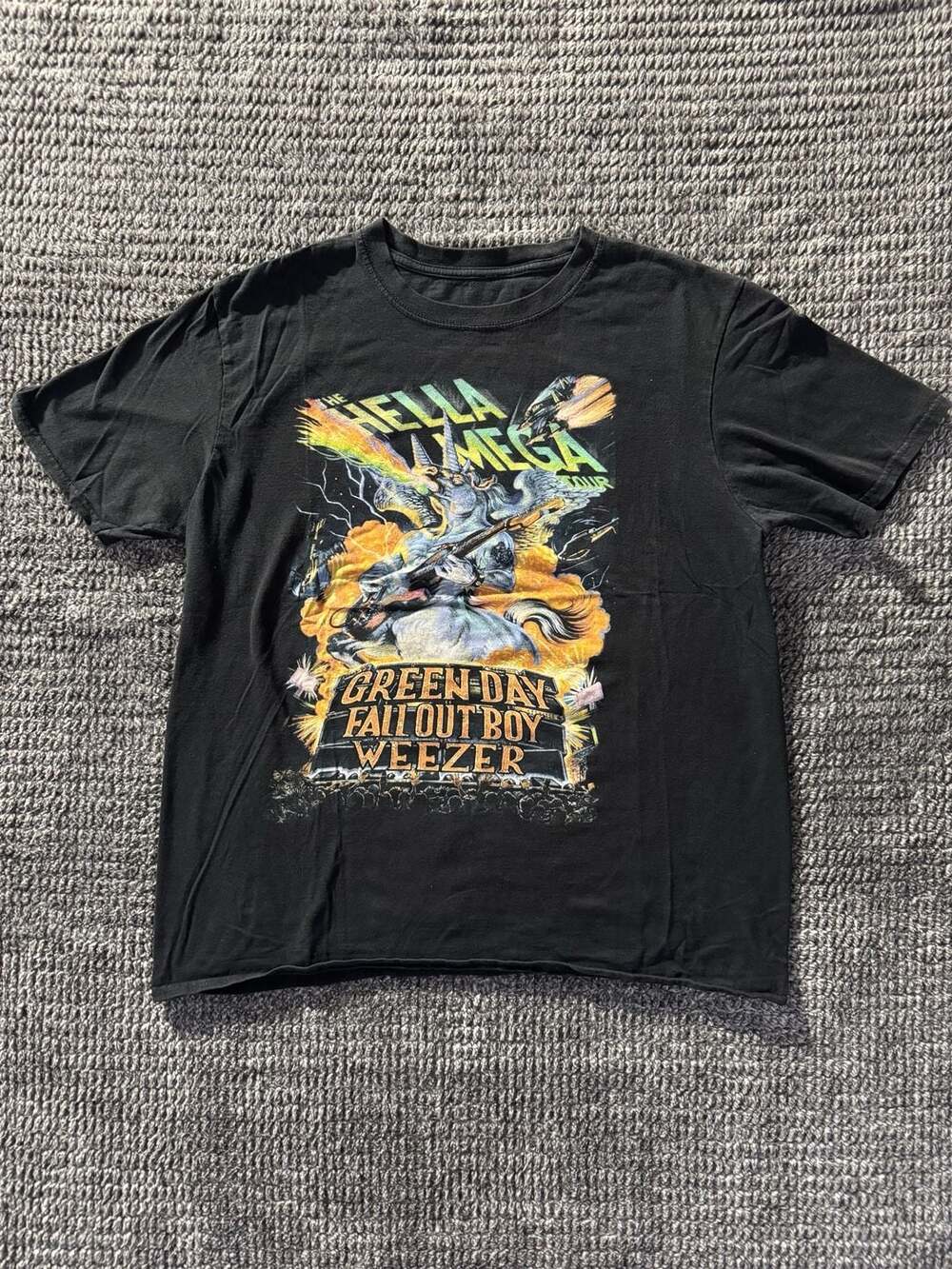 Hella Mega Tour 2021 Graphic Concert T-Shirt